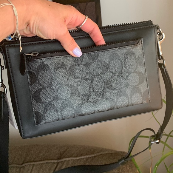 Authentic COACH Signature coated leather/Calf leather top zip Crossbody (unisex) - Picture 2 of 13